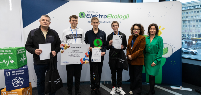 I-miejsce-IV-edycja-ElektroEkologicznego-Hackathonu.png
