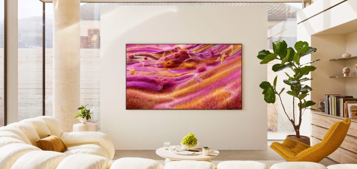 QN90F_FRONT_WALL_BeautyShot_24089-R2.jpg
