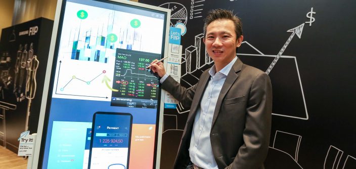 Samsung-Flip-1.jpg
