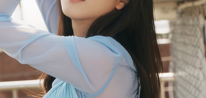 B-Cut_Galaxy-A_Jisoo_01.jpg