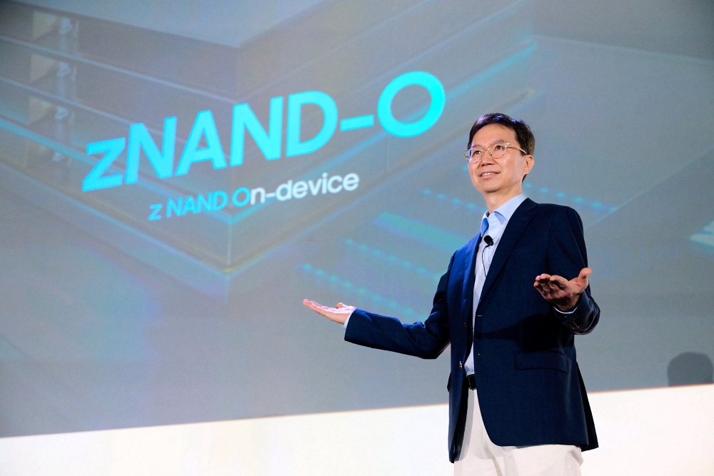 Samsung executive Jin-Yub Lee, Executive Vice President and Head of Flash Product & Technology delivered his keynote address on next-generation 3D structures in future memory solutions at FMS 2026.