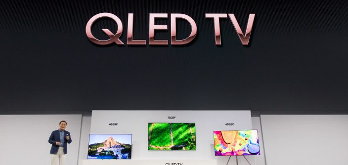 Jonghee-Han-President-of-Visual-Display-Business-at-Samsung-Electronics-introducing-the-new-2018-QLED-TVs1-e1520438598204.jpg