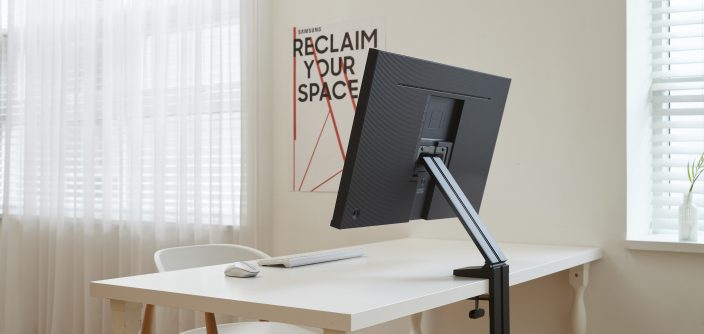 Samsung-Space-Monitor-4-e1552922131898.jpg
