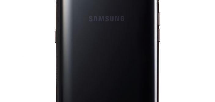 09_GalaxyA80_Phantom_Black_back_with_camera-1.jpg