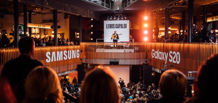 Lewis-Capaldi-pop-up-gig-1-1.jpg