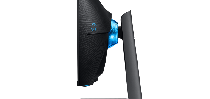 C32G75T_008_R-Side_Black.png