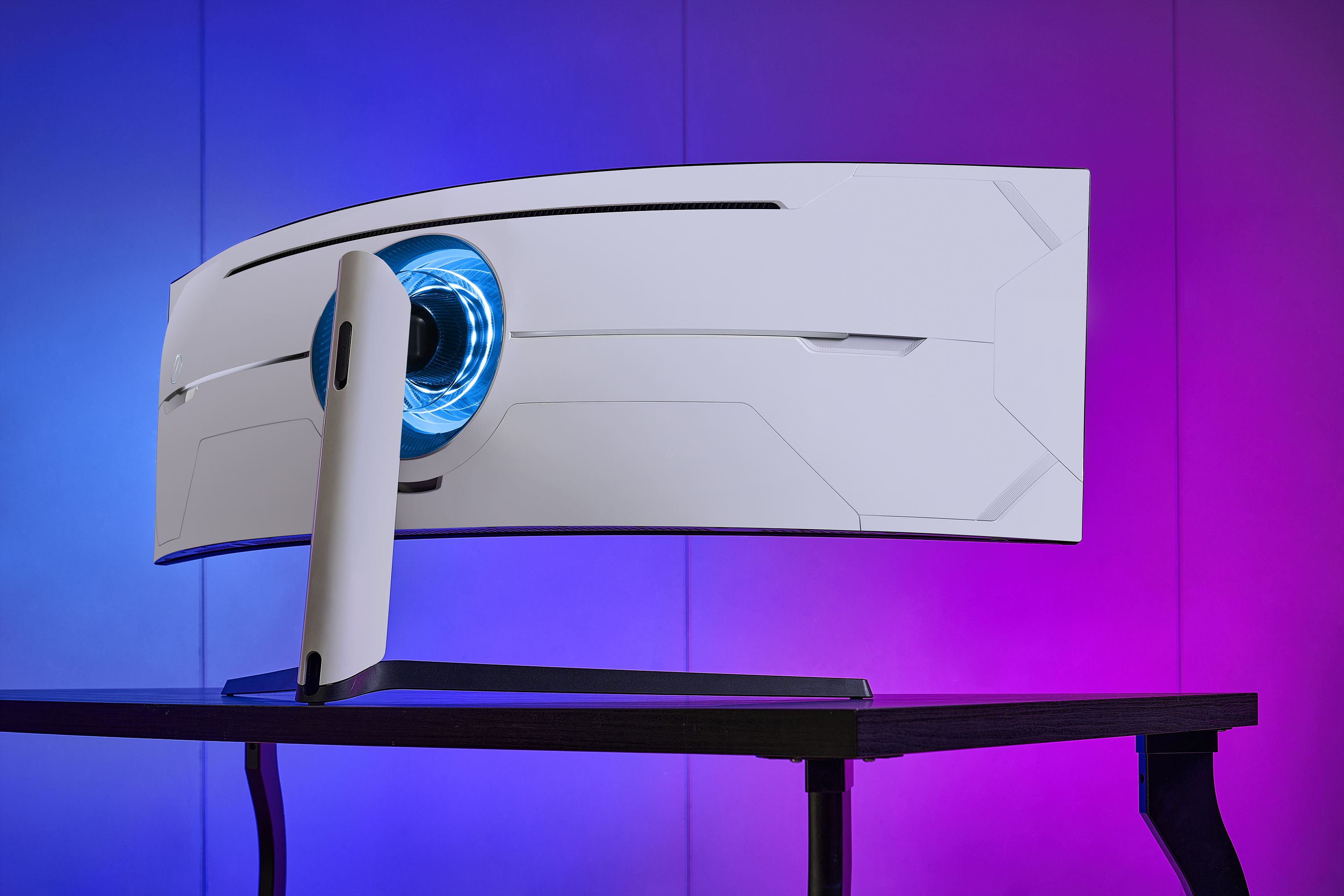 Samsung Globally Launches World s Highest Performance Curved Gaming Samsung Globally Launches World s Highest Performance Curved Gaming