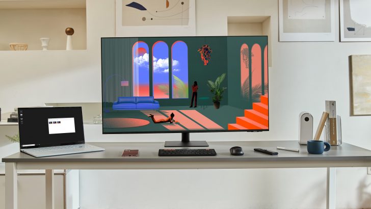 Samsung-Smart-Monitor-M74-1.jpg
