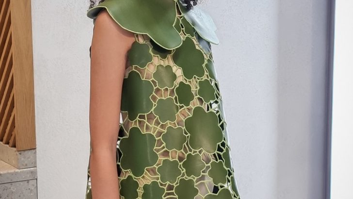 SWNS_SAMSUNG_FASHION_019.jpg