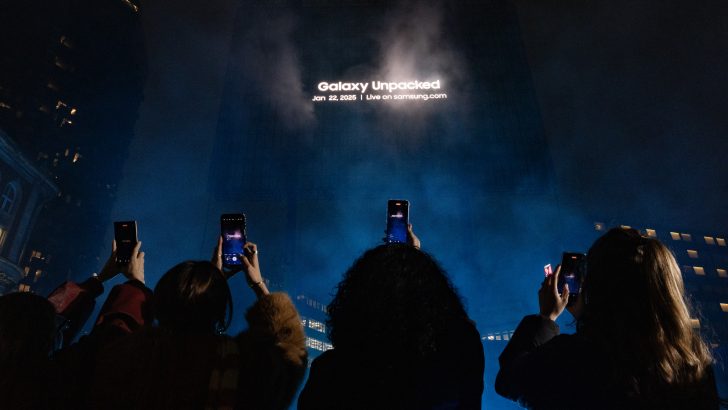 samsung-hologram-light-display_54268445836_o-1.jpg