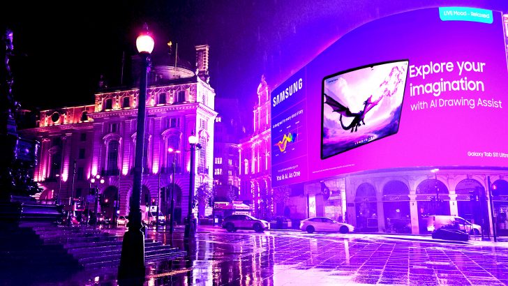 Piccadilly_Relaxed_Insitu.jpg