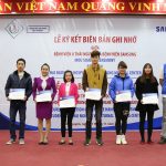 Lễ-trao-tặng-chứng-chỉ.jpg