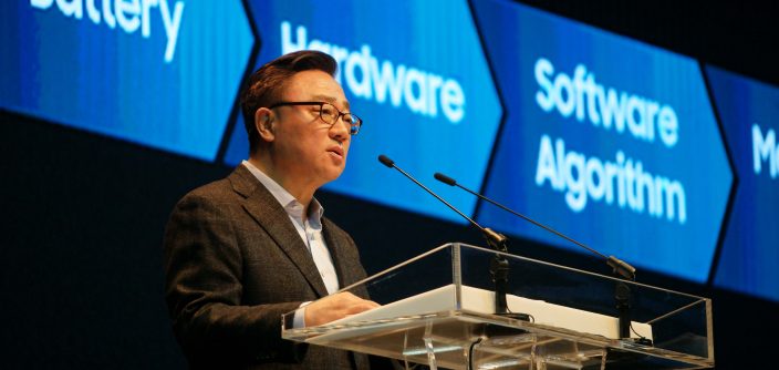 1.-Galaxy-Note7-Press-Conference_DJ-Koh-President-of-Mobile-Communication-Business.jpg