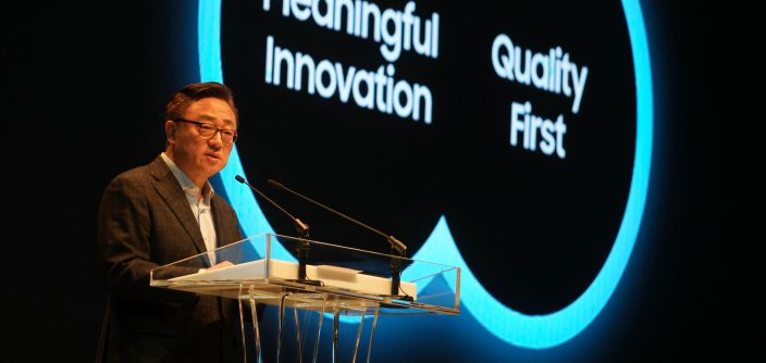 3.-Galaxy-Note7-Press-Conference_DJ-Koh-President-of-Mobile-Communication-Business.jpg