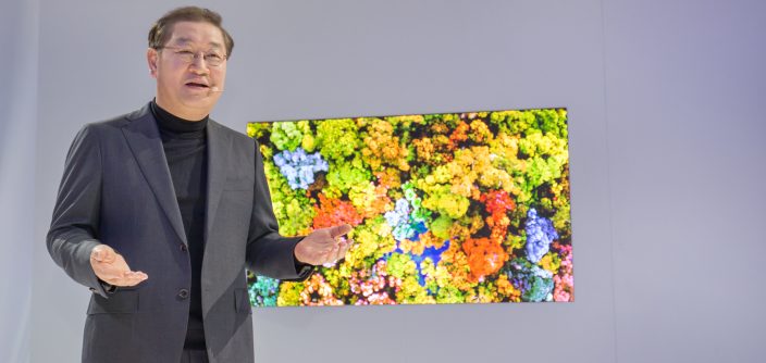 Samsung-FL2019_JH-Han-On-the-stage7.jpg