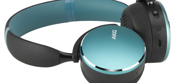 Tai-nghe-khong-day-AKG-Y5001.jpg