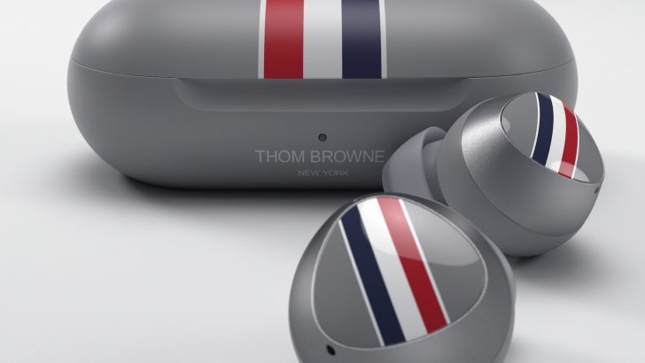 9.-Galaxy-Z-Flip-Thom-Browne-Edition_Galaxy-Buds.jpg