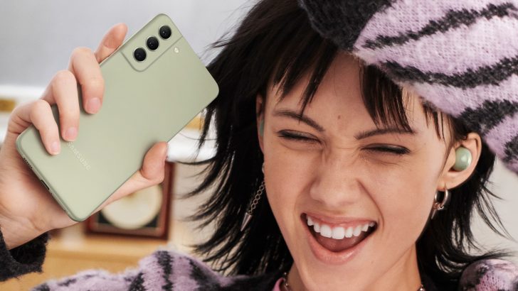 galaxy-s21-fe-lifestyle-visual.jpg