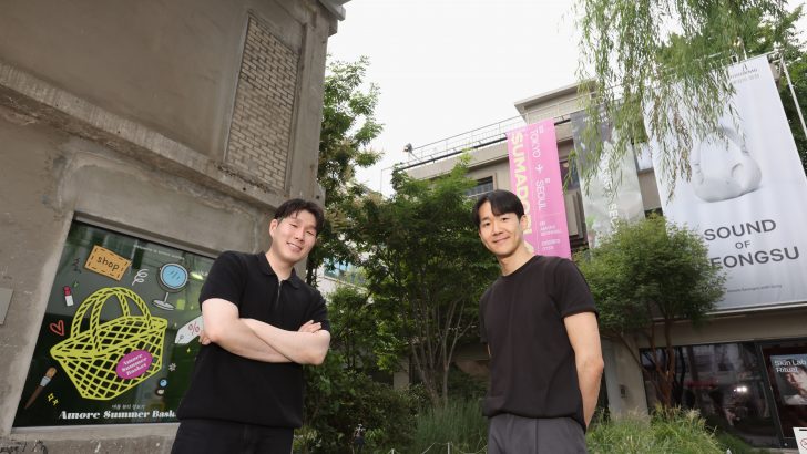 Samsung-TVs-and-Displays-Samsung-Color-E-paper-Amorepacific-Amore-Seongsu-Interview_dl1.jpg